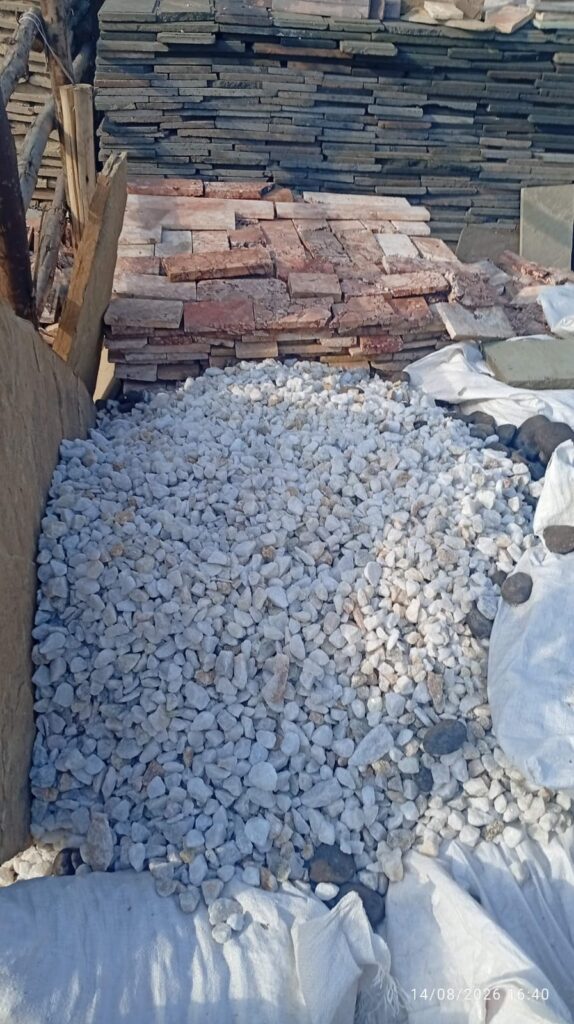 Decorative Pebbles Stone (per kg)